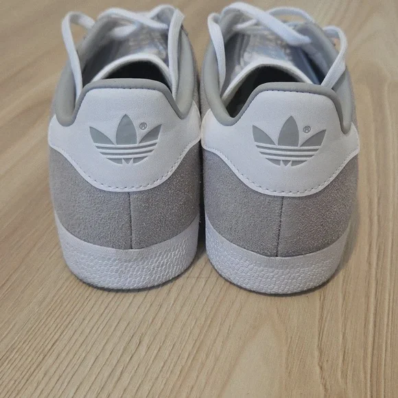 Adidas Gazelle Light Gray and White Sneakers EUC - Picture 6 of 8